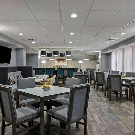 Hampton Inn San Antonio Downtown מראה חיצוני תמונה